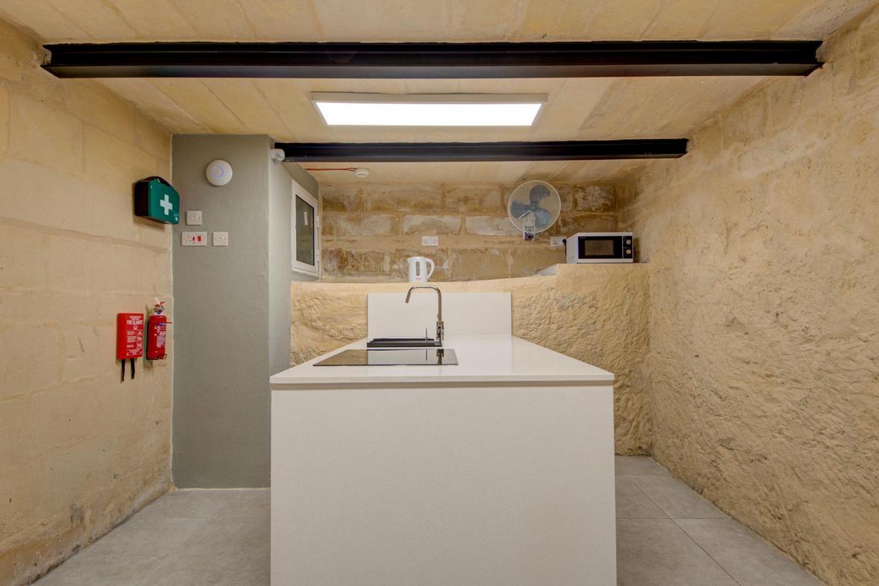 Private Rooms With Bathroom In Valletta Ngoại thất bức ảnh