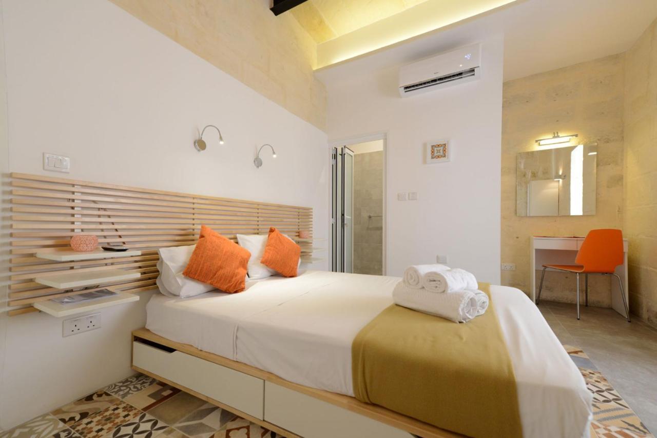 Private Rooms With Bathroom In Valletta Ngoại thất bức ảnh