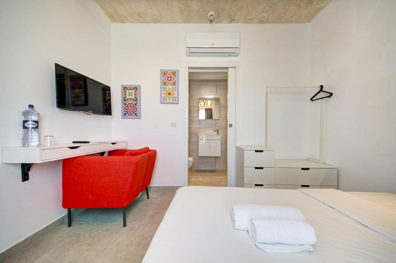 Private Rooms With Bathroom In Valletta Ngoại thất bức ảnh