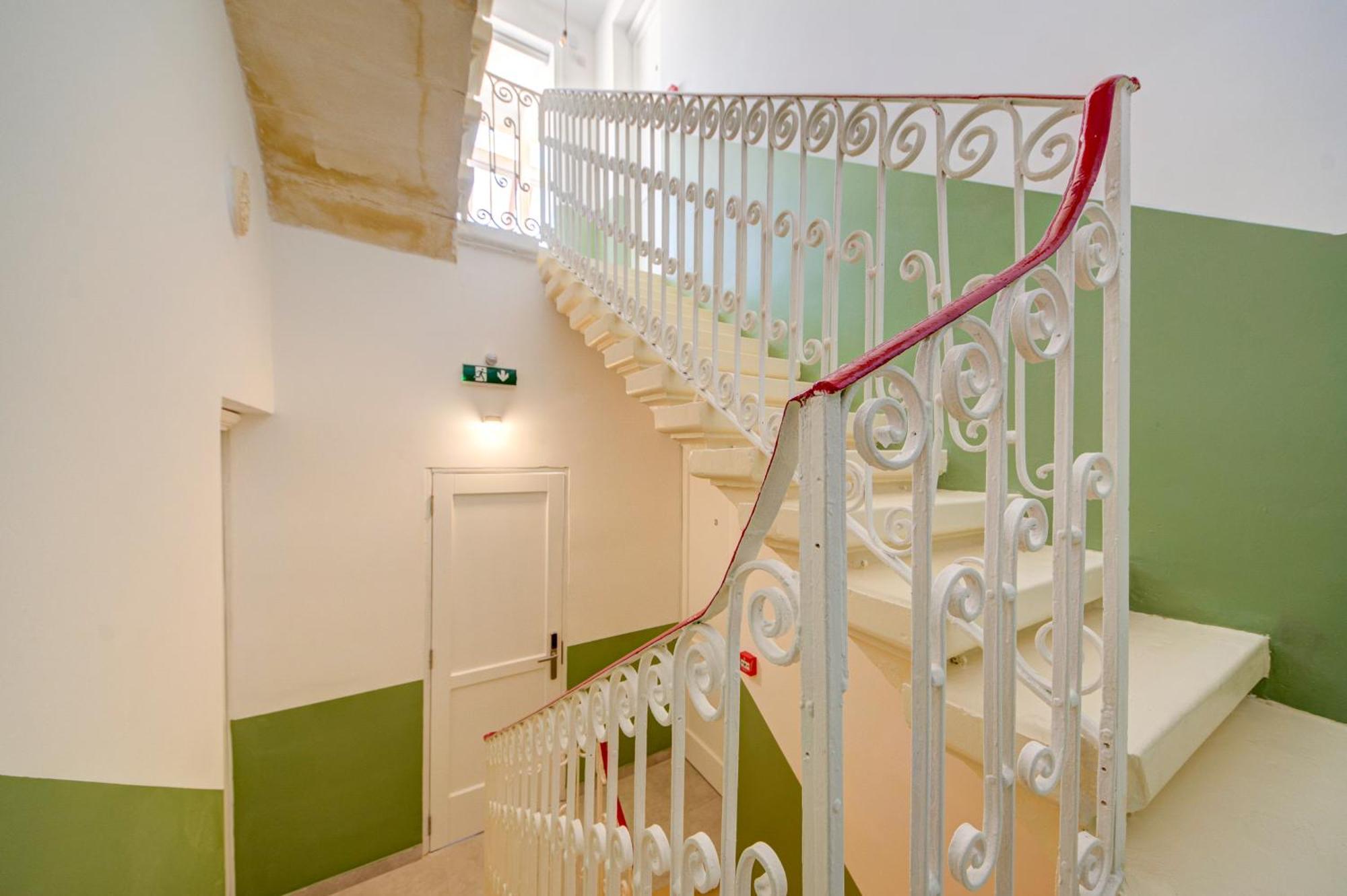 Private Rooms With Bathroom In Valletta Ngoại thất bức ảnh