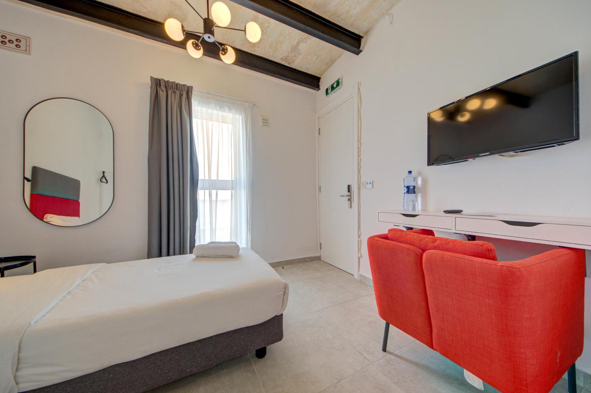 Private Rooms With Bathroom In Valletta Ngoại thất bức ảnh